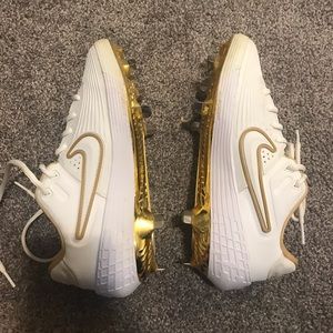 Nike Hyperdiamond Softball Metal Spikes